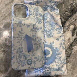 Loopy 14 iphone case in blue toile